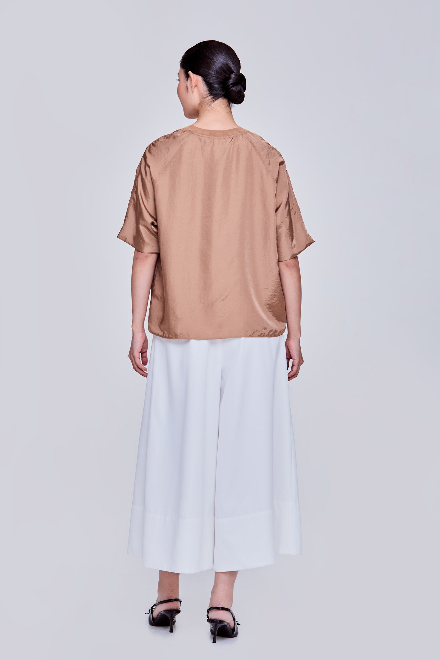 color:CAMEL