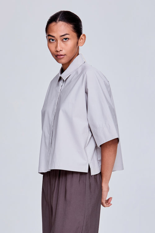 color:GREY