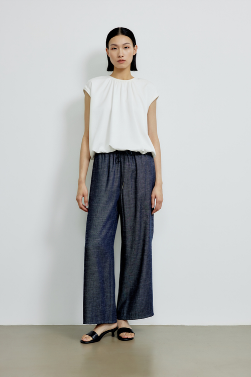 color:IVORY