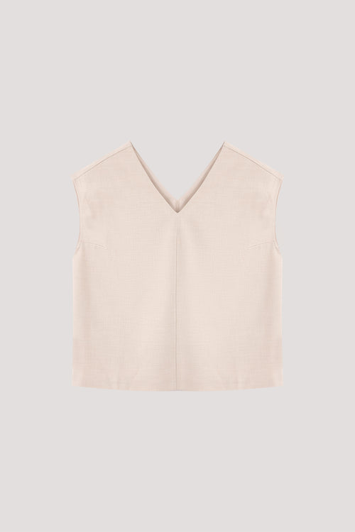 color:BEIGE
