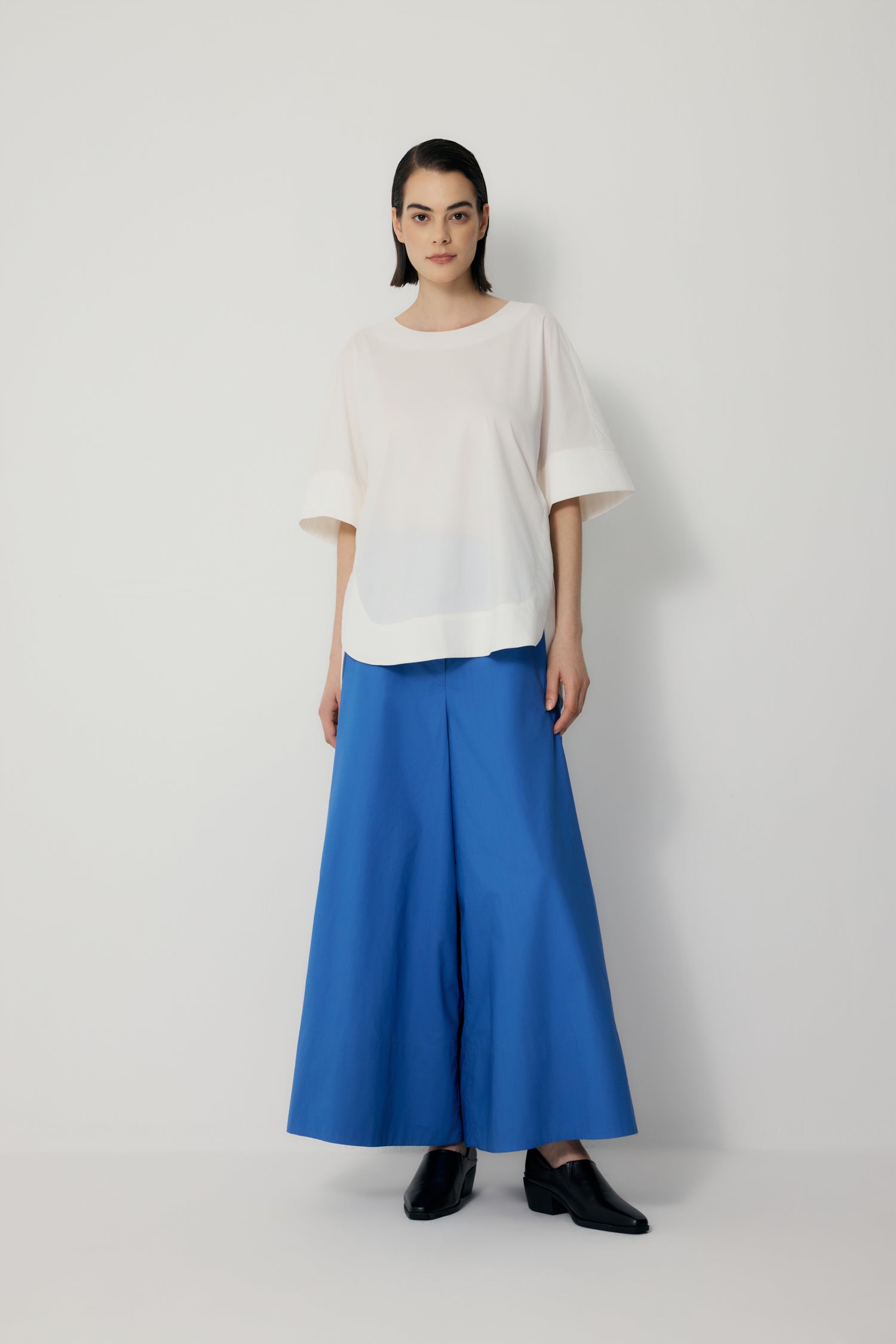 color:IVORY