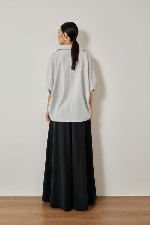 color:LIGHT GREY