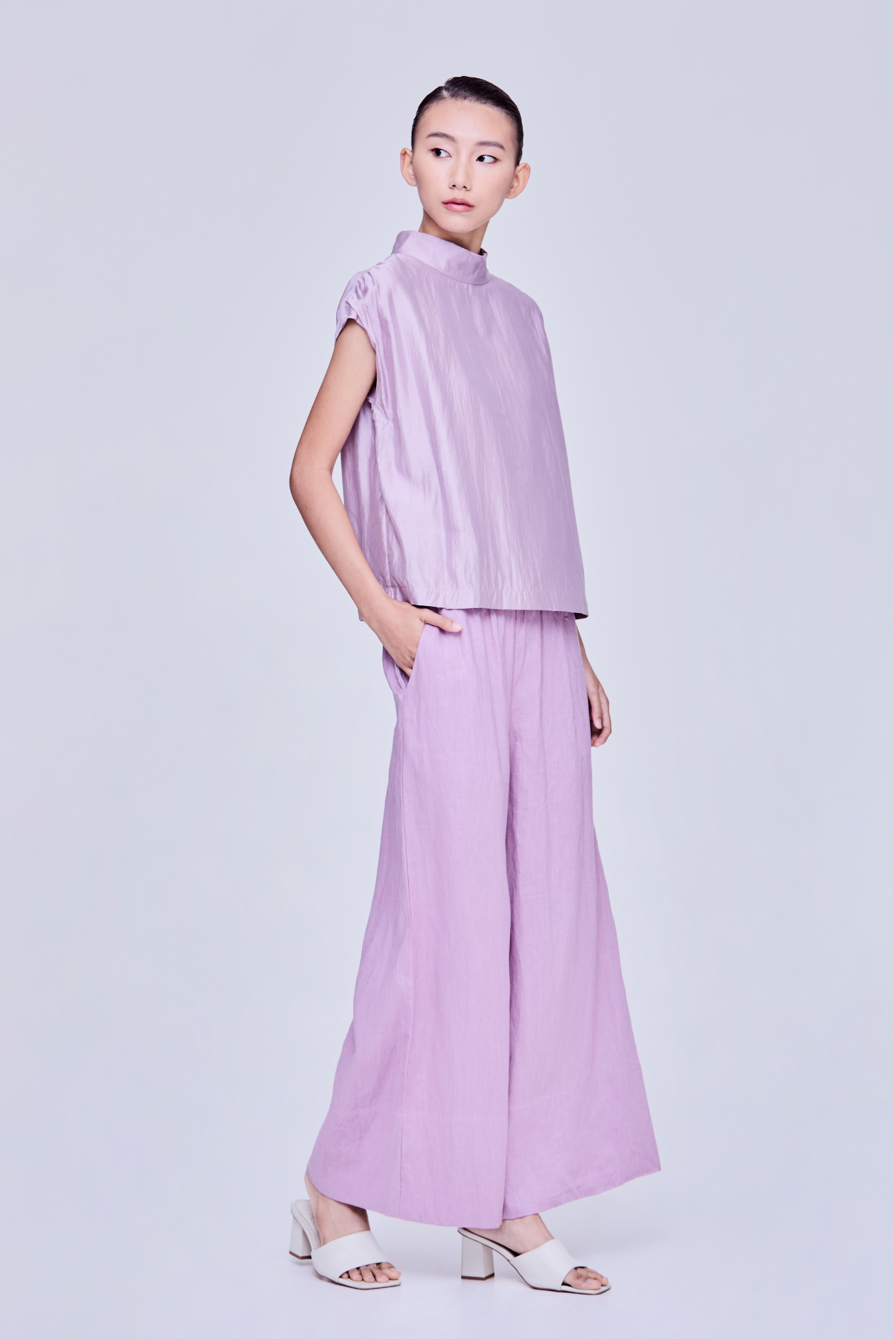 color:ORCHID