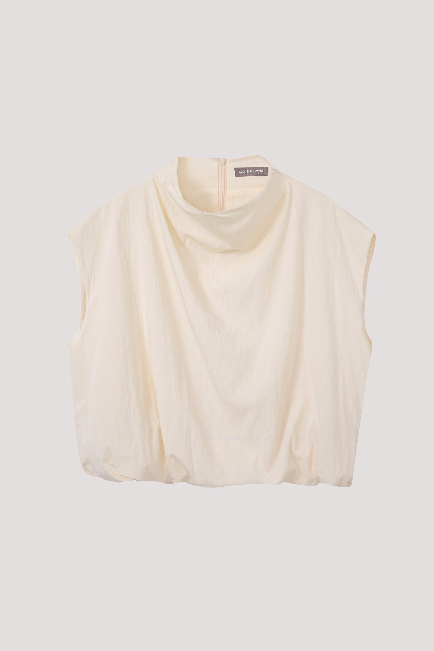 color:CREAM