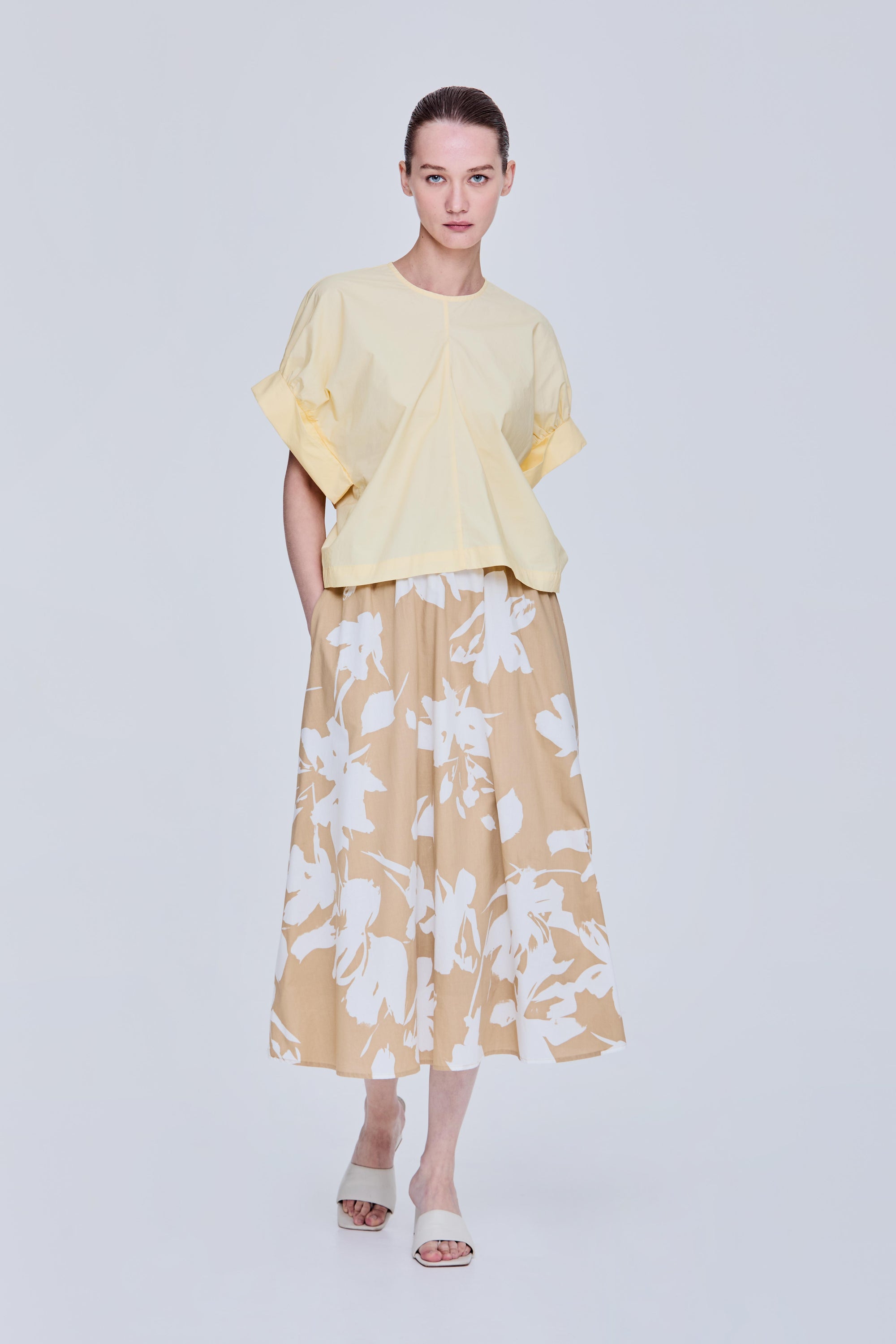 color:PALE YELLOW