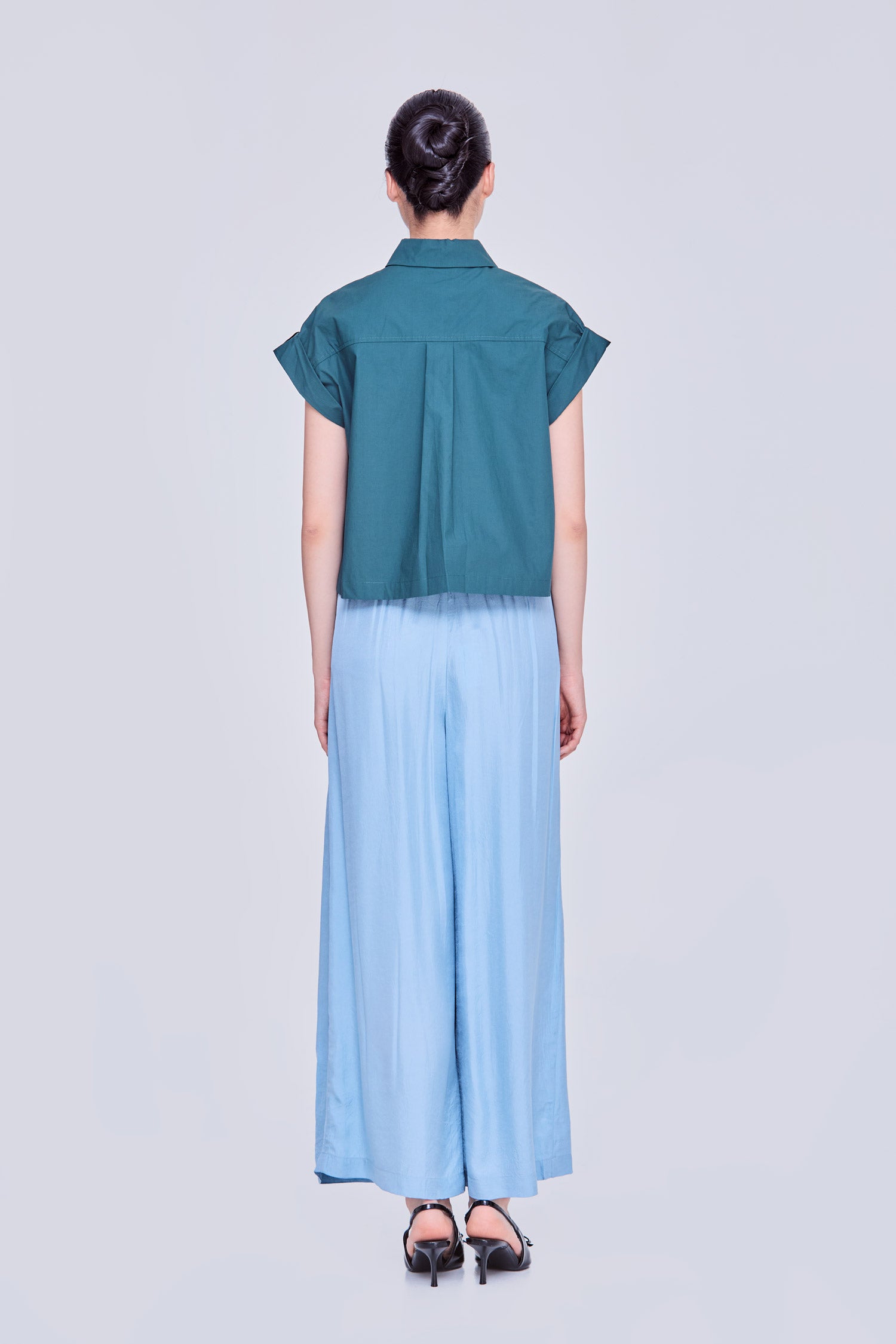 color:DARK GREEN