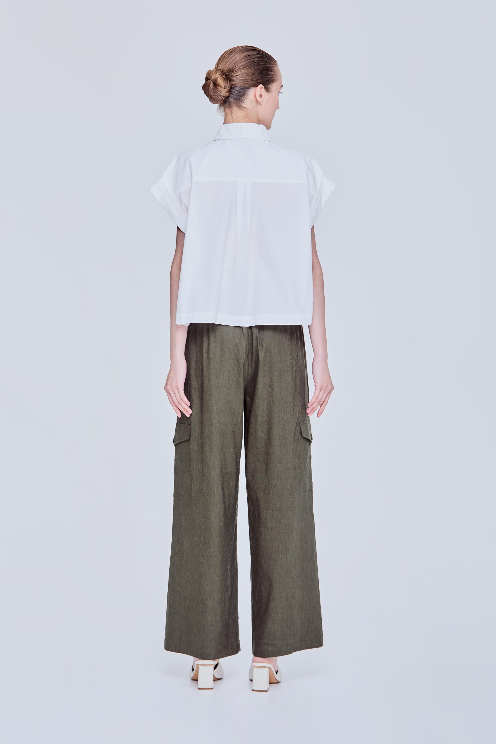 color:IVORY