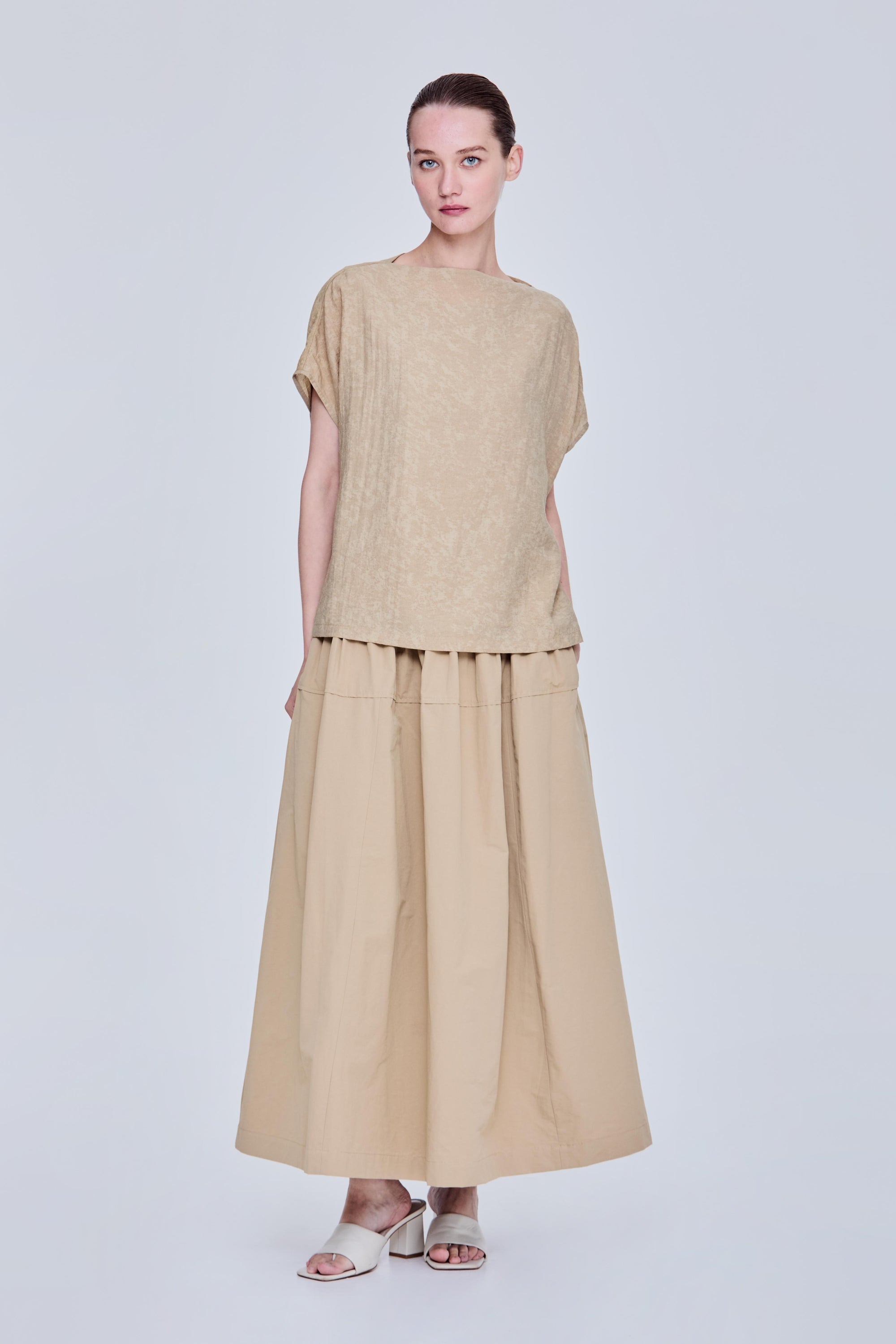 color:DUSTY OLIVE 