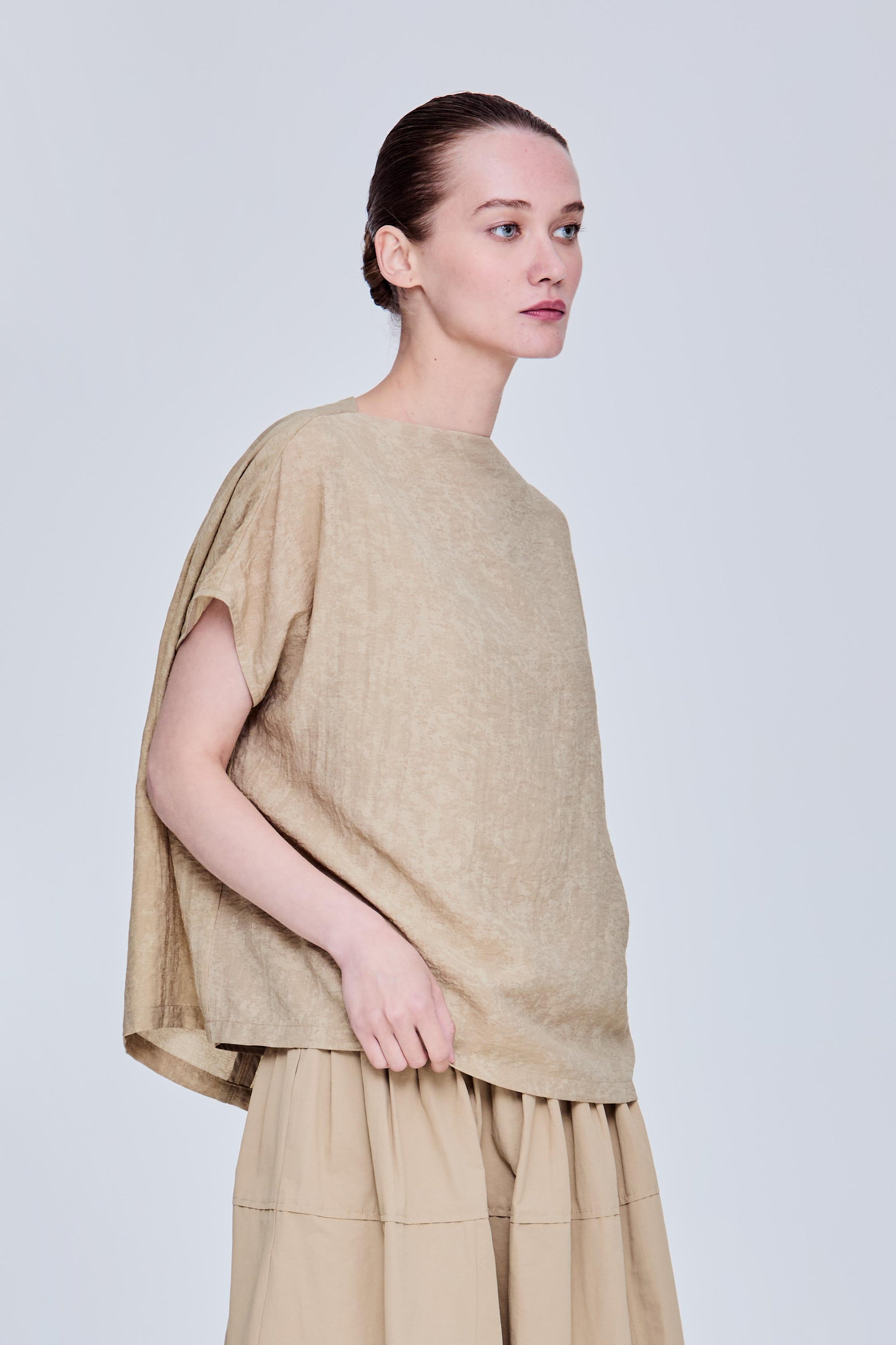 color:DUSTY OLIVE 