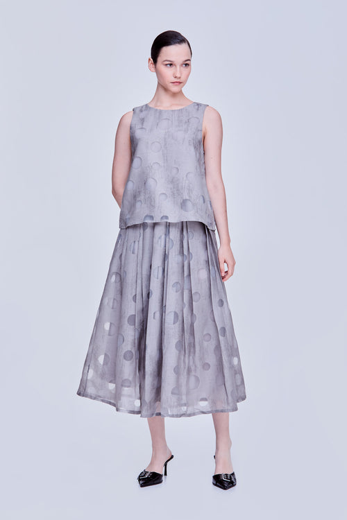 color:GREY