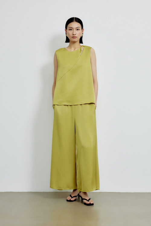 color:LIME