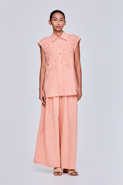 color:PEACH
