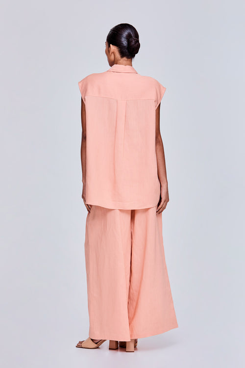 color:PEACH