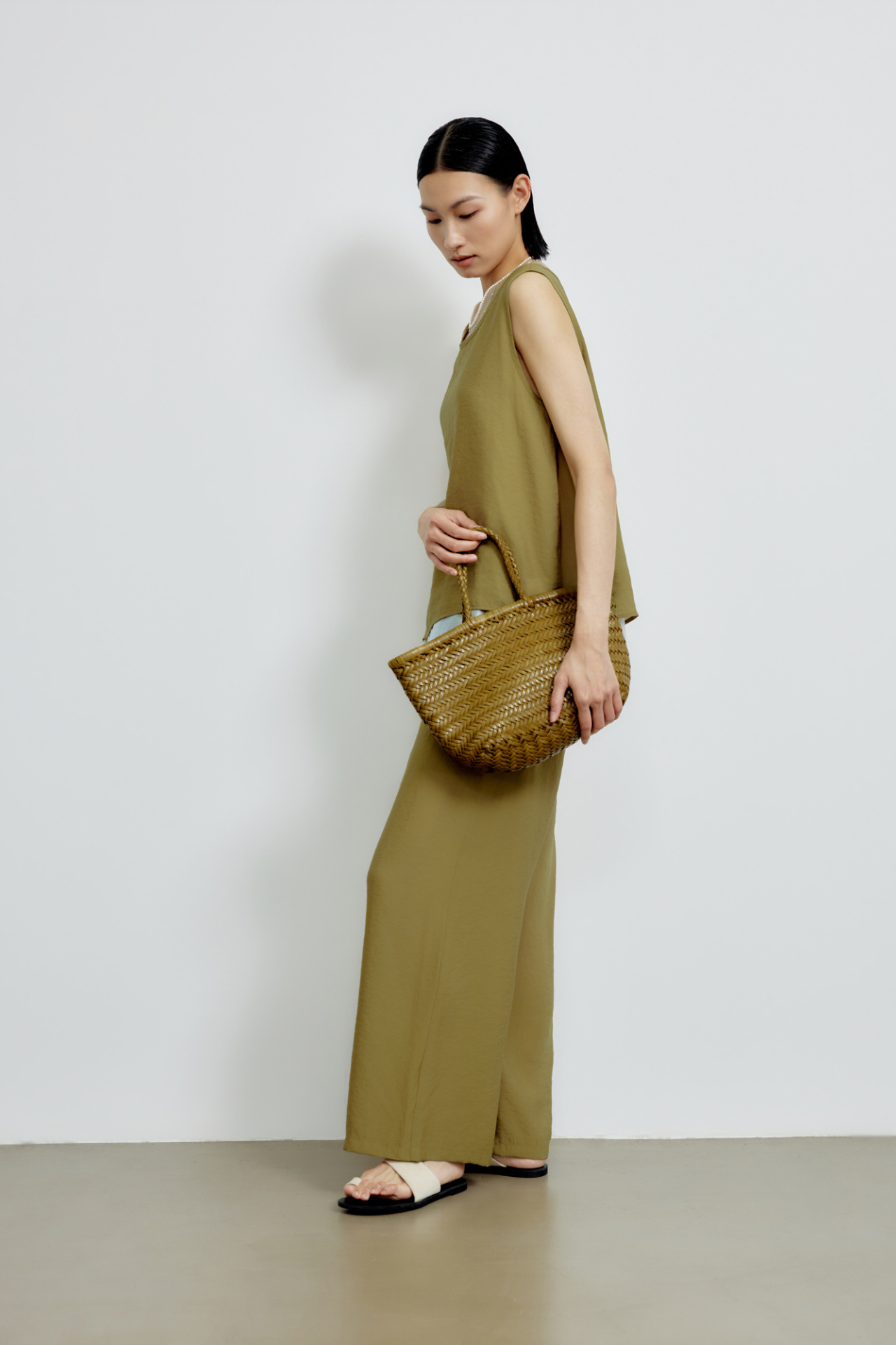 color:OLIVE 2