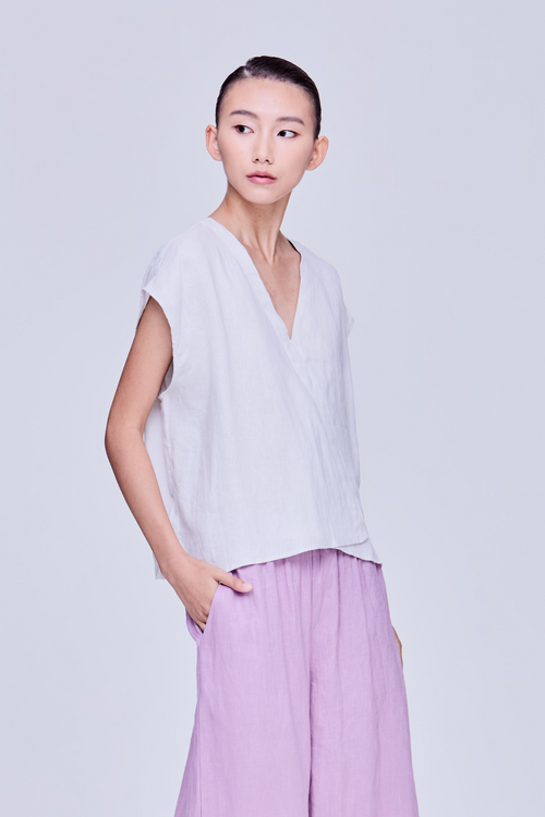 color:FOG GREY
