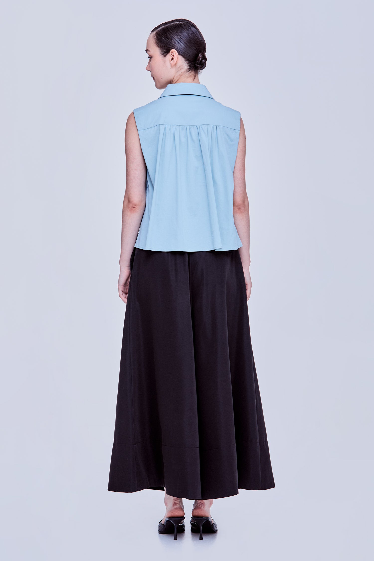 color:AQUA BLUE