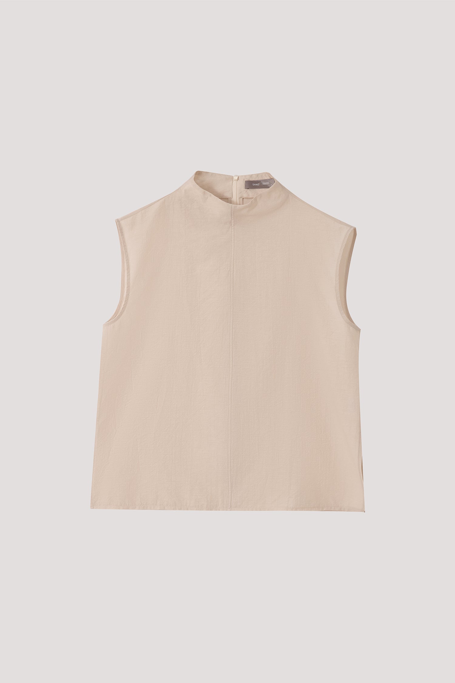 color:BEIGE