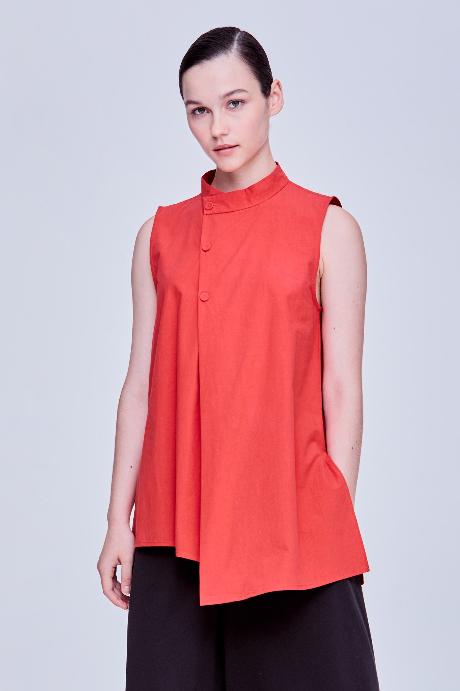color:SCARLET