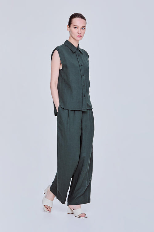 color:DARK GREEN