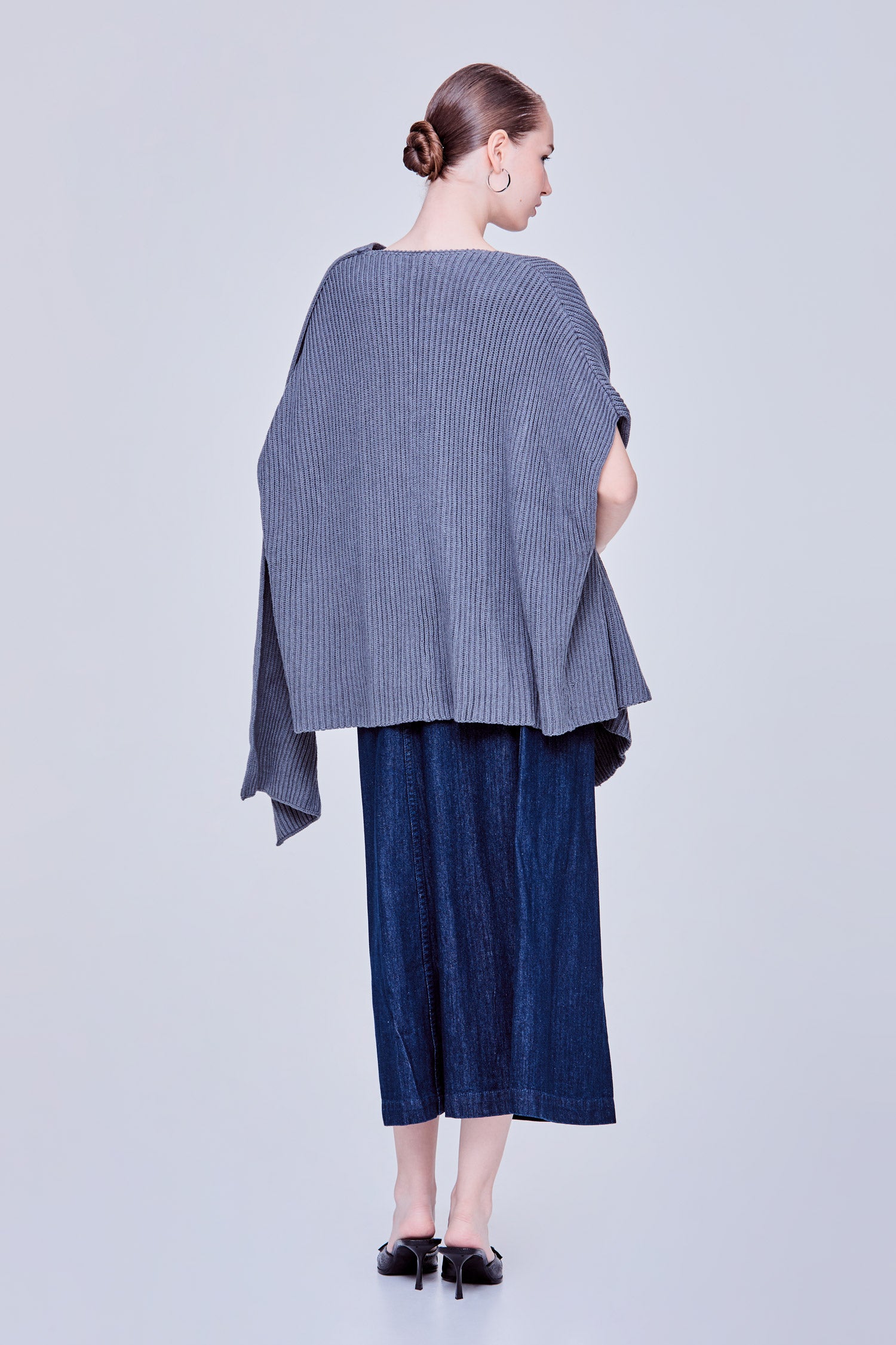color:HUE GREY