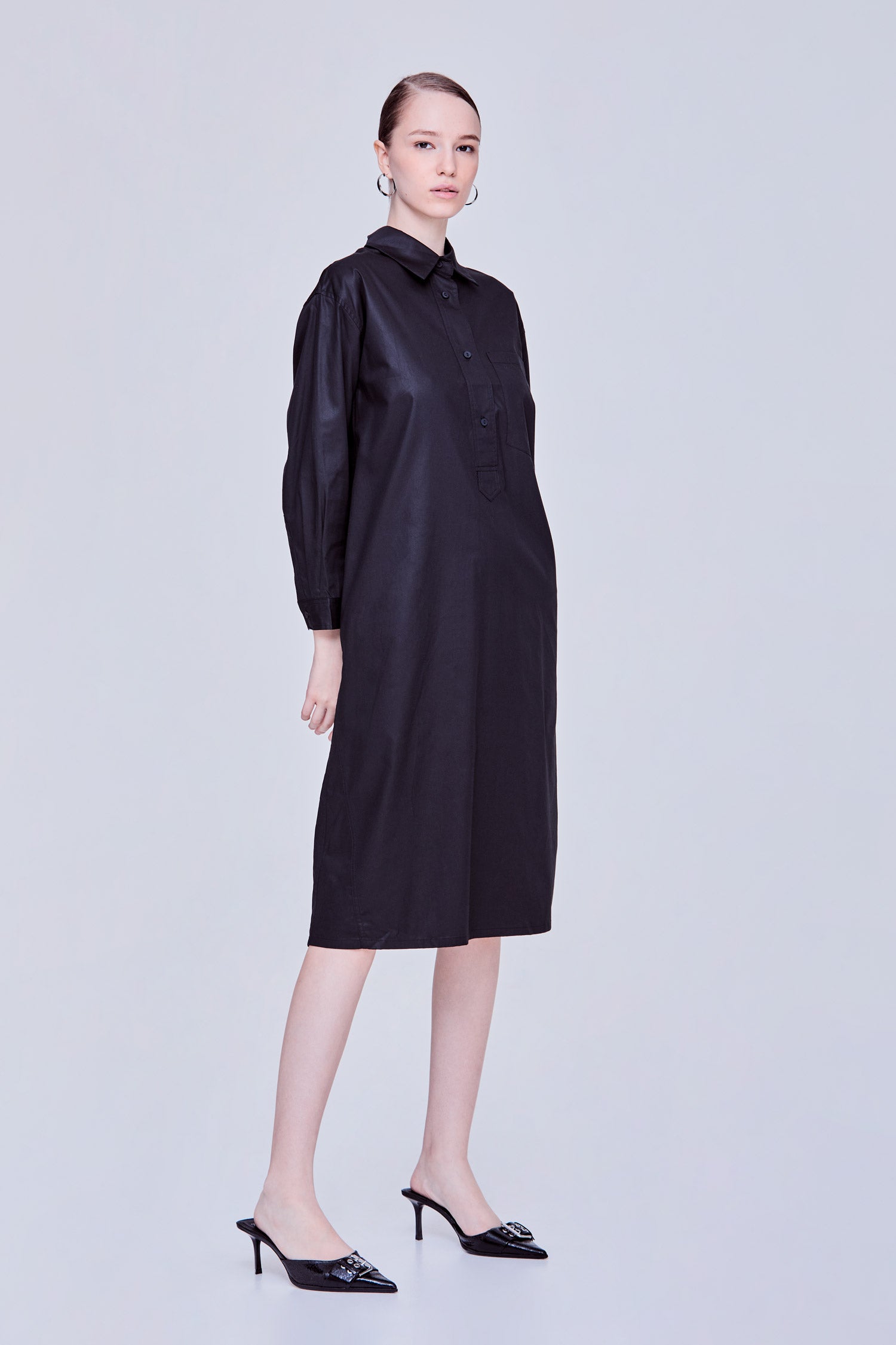 color:NOIR