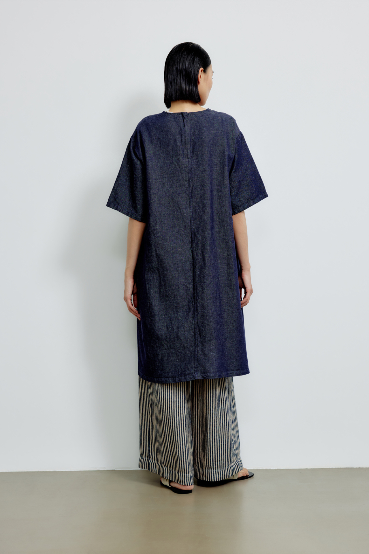 color:DEEP DENIM