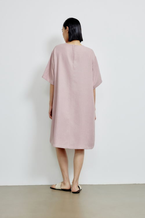 color:DUSK PINK