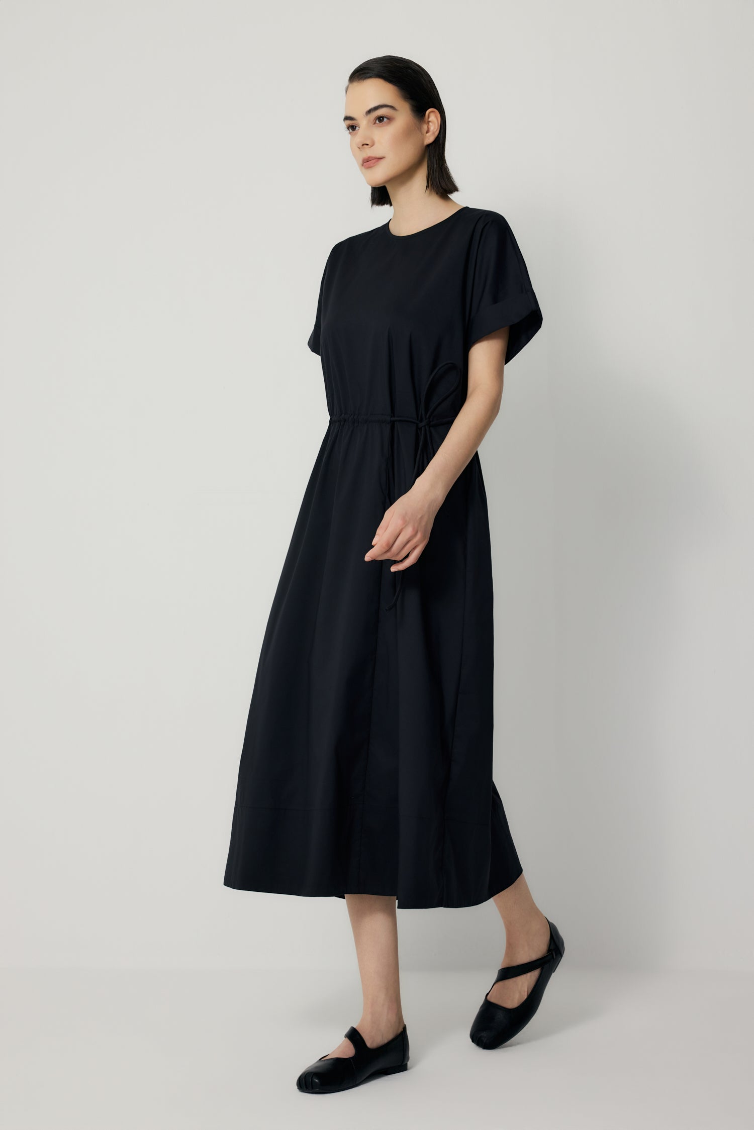 color:NOIR