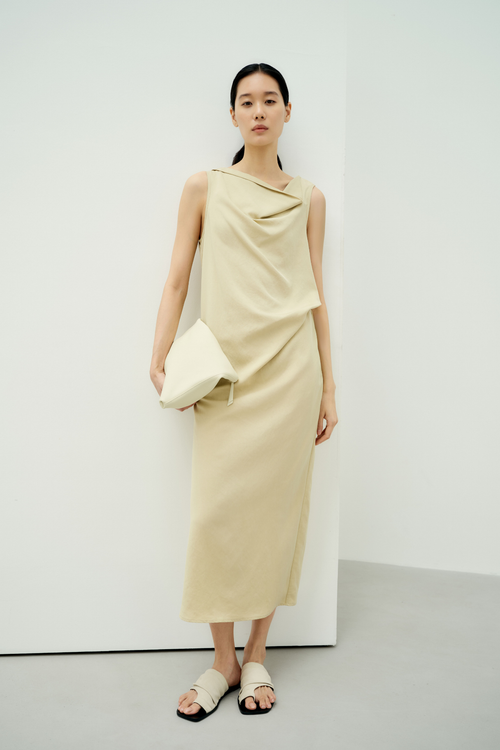 color:PALE AVOCADO