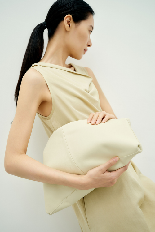 color:PALE AVOCADO