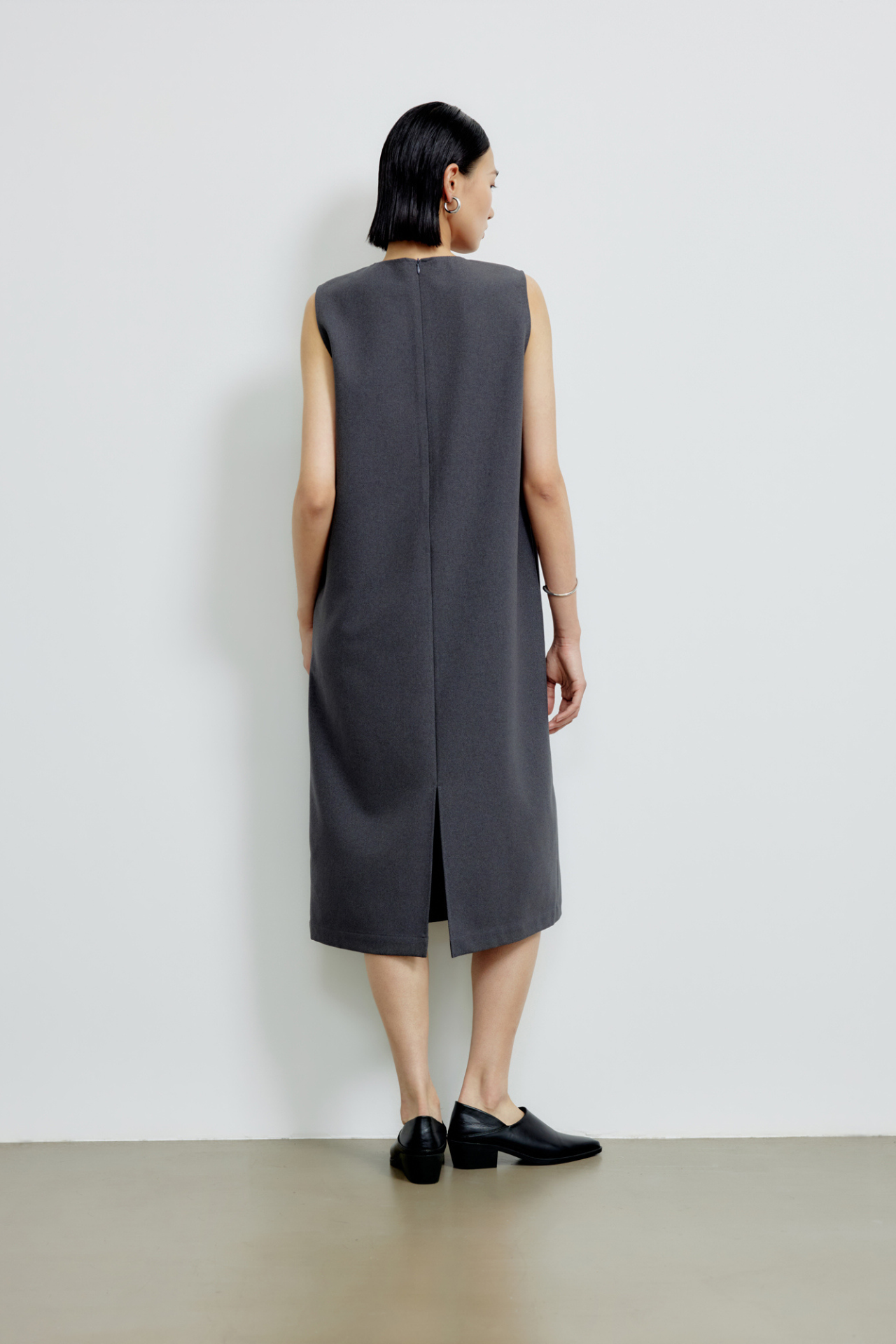 color:CHARCOAL