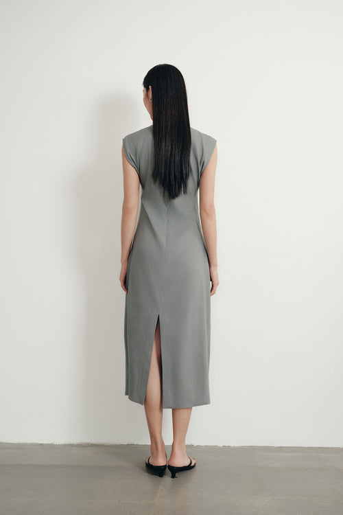 color:GREY