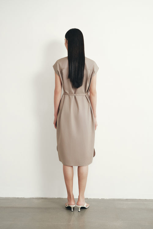 color:KHAKI