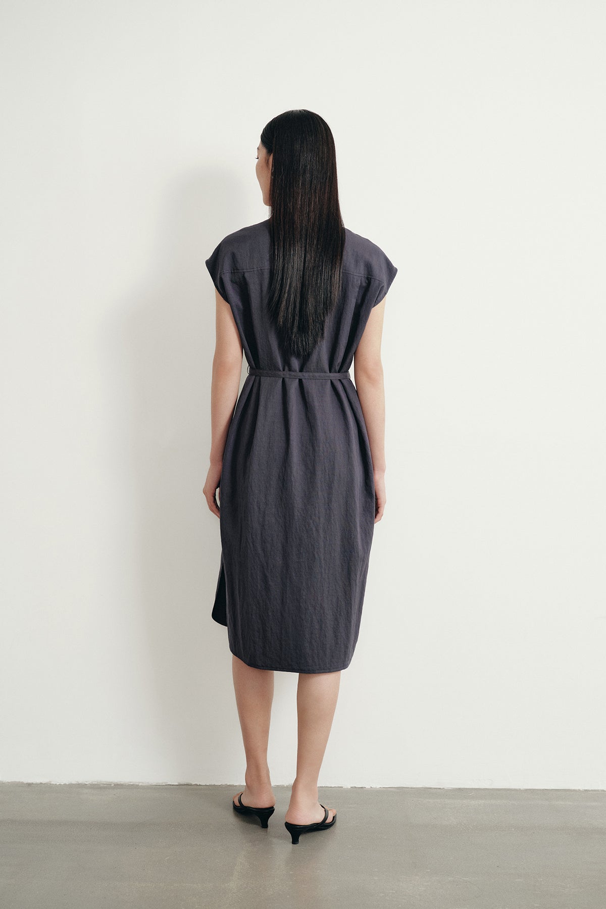 color:NAVY