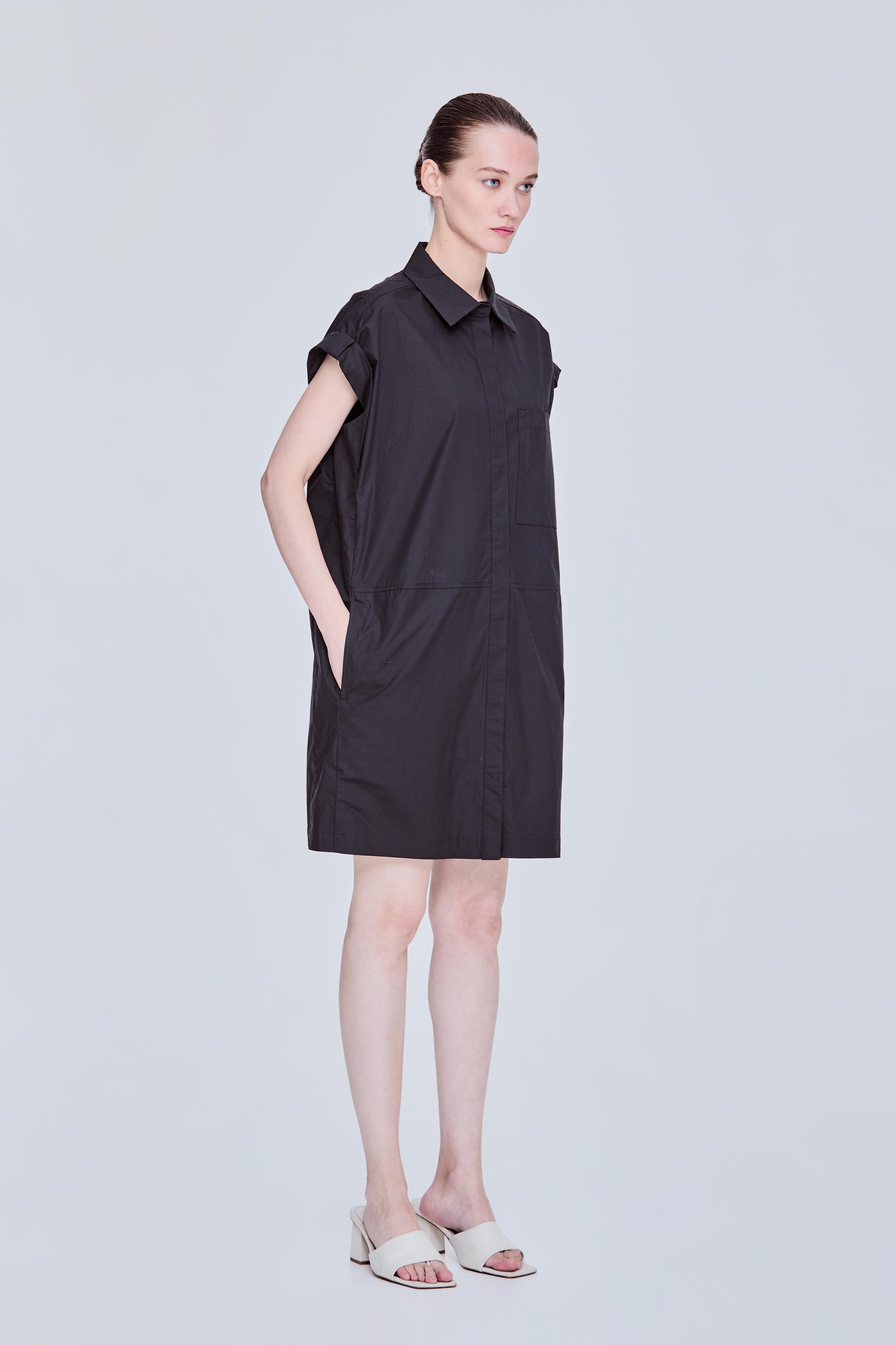 color:NOIR