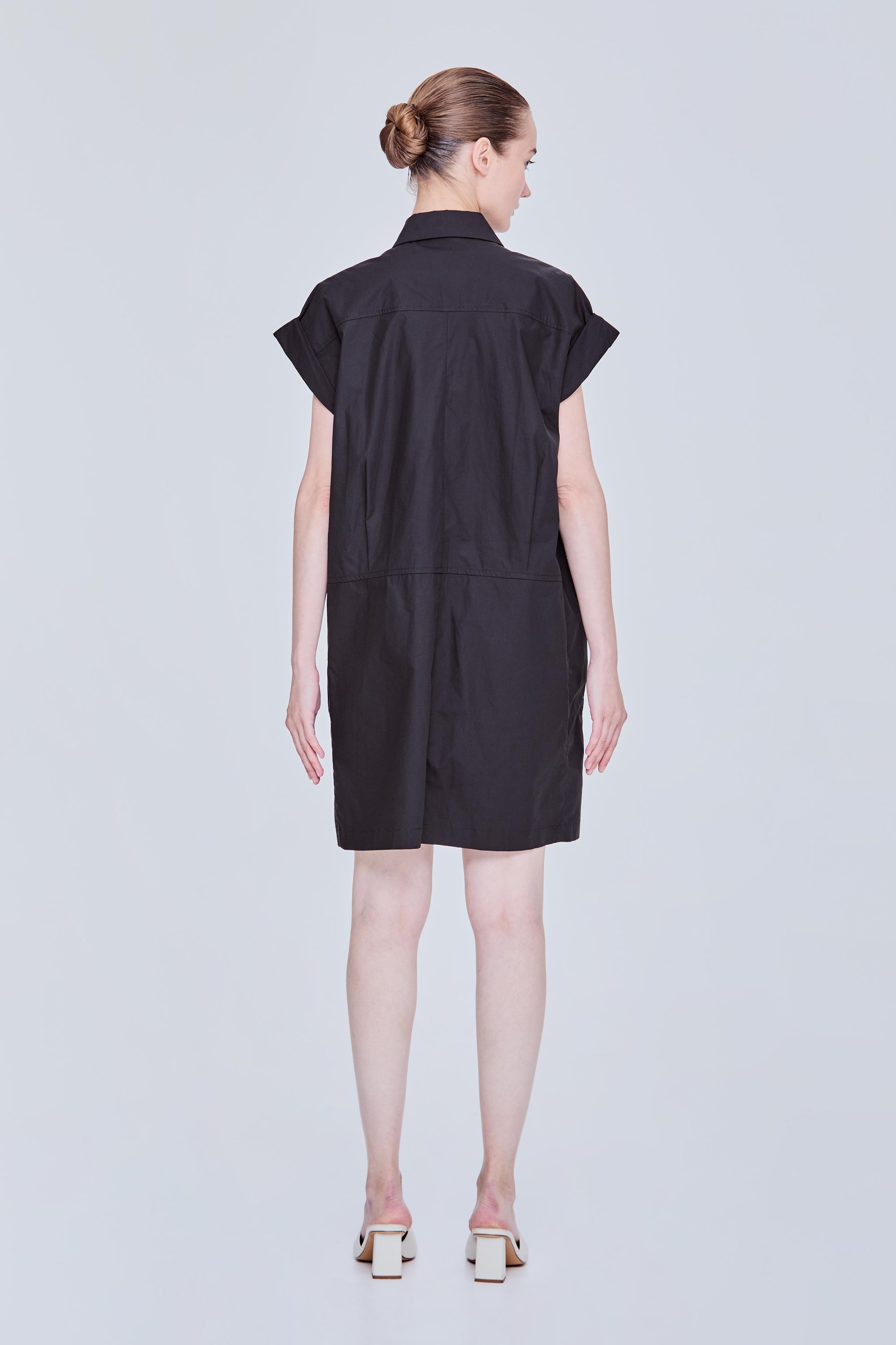 color:NOIR