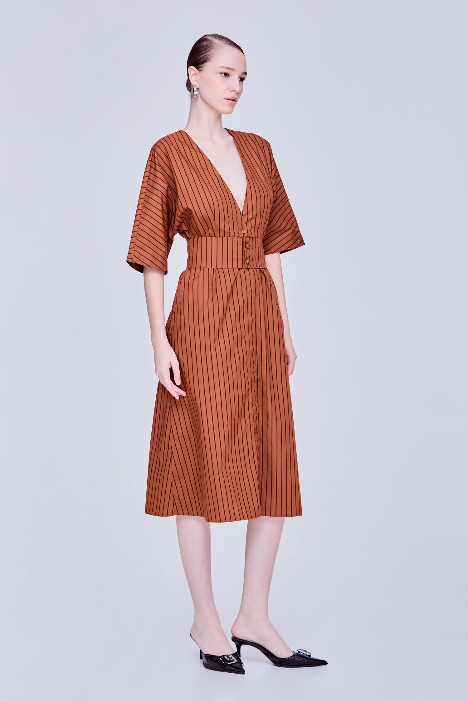 color:BROWN STRIPES 