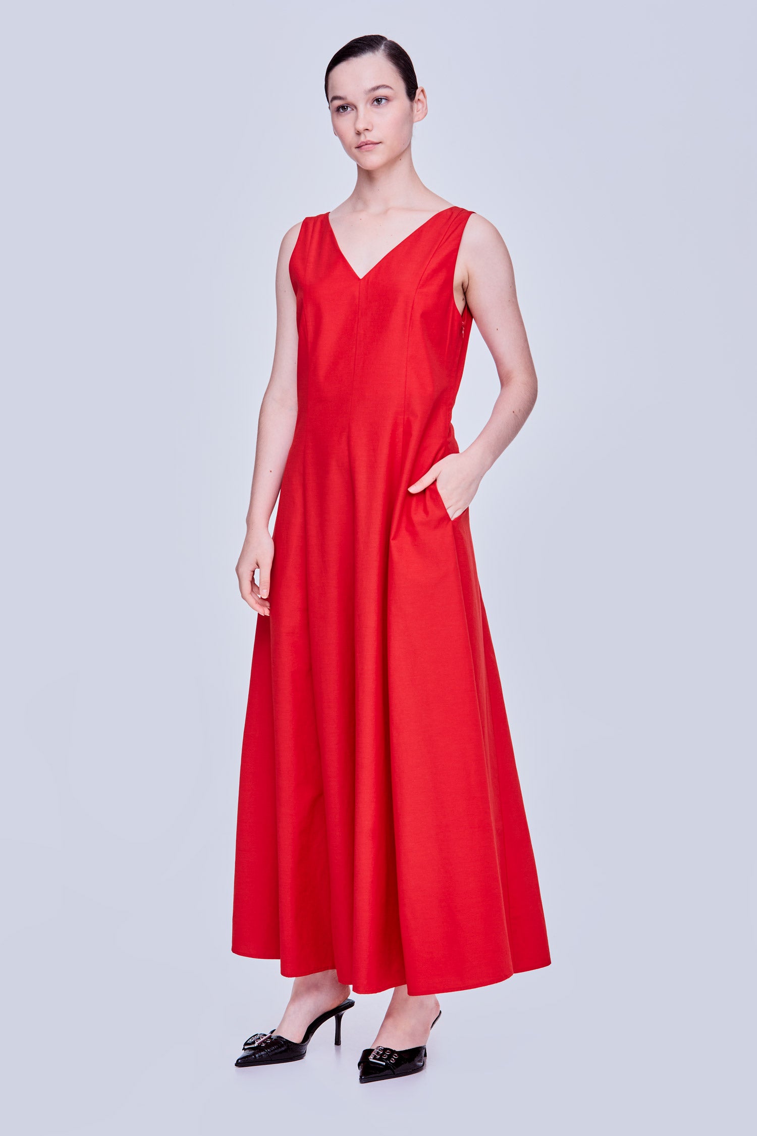 color:SCARLET