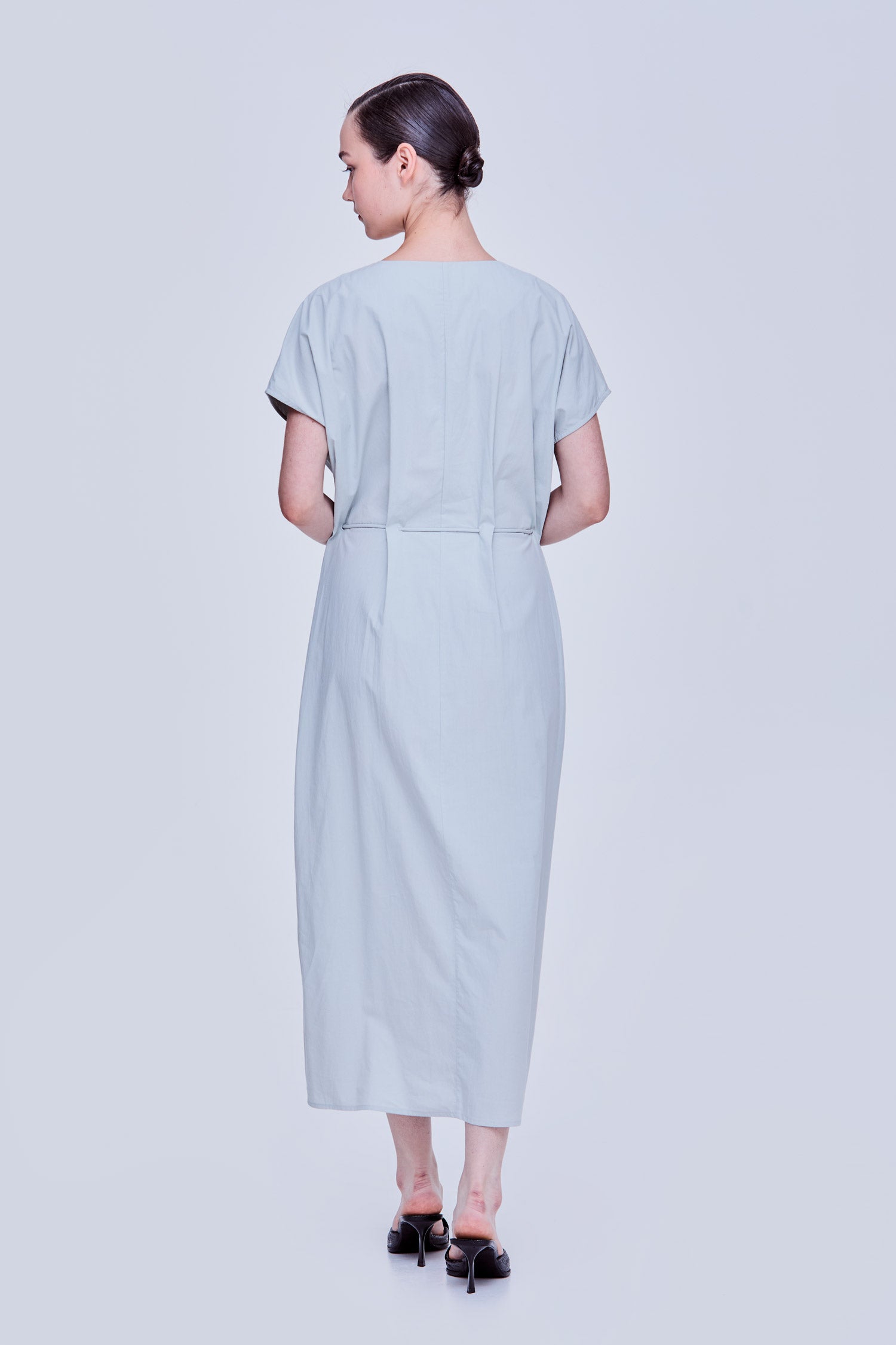 color:MINT GREY