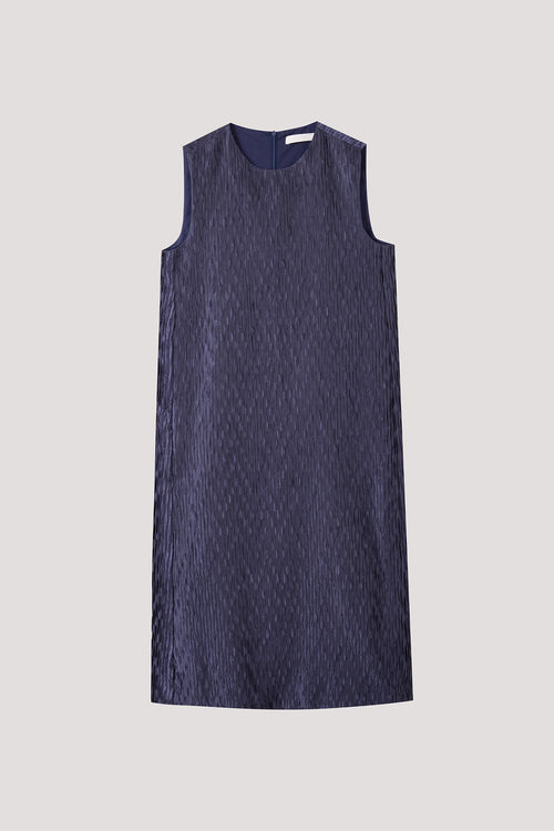 color:NAVY