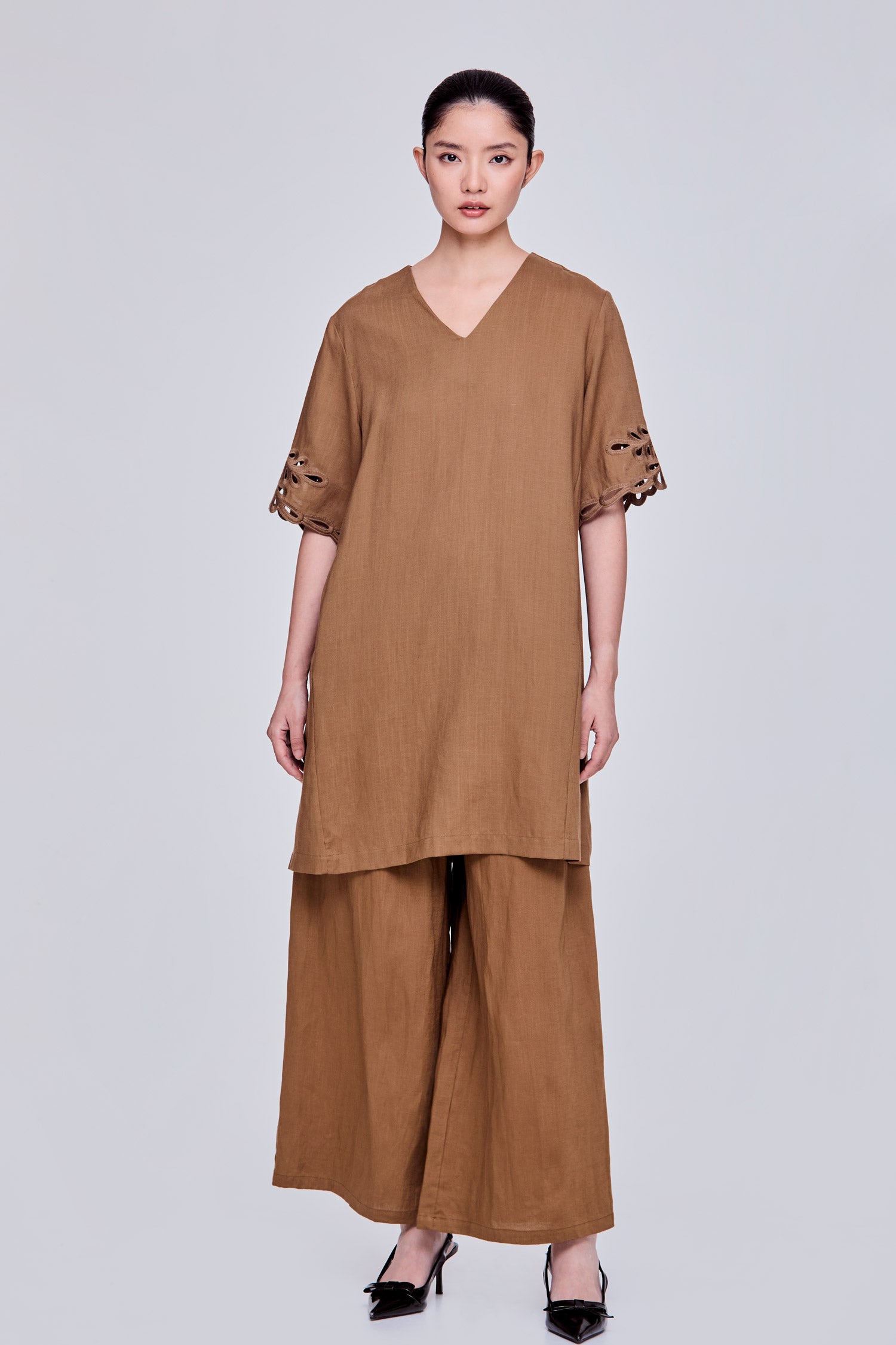 color:KHAKI BROWN