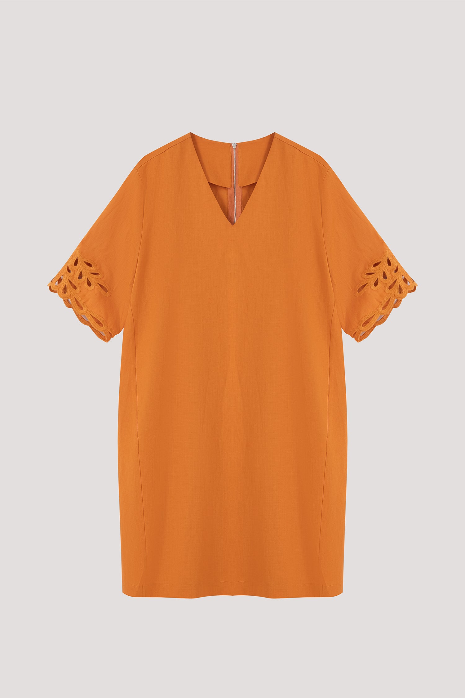 color:ORANGE