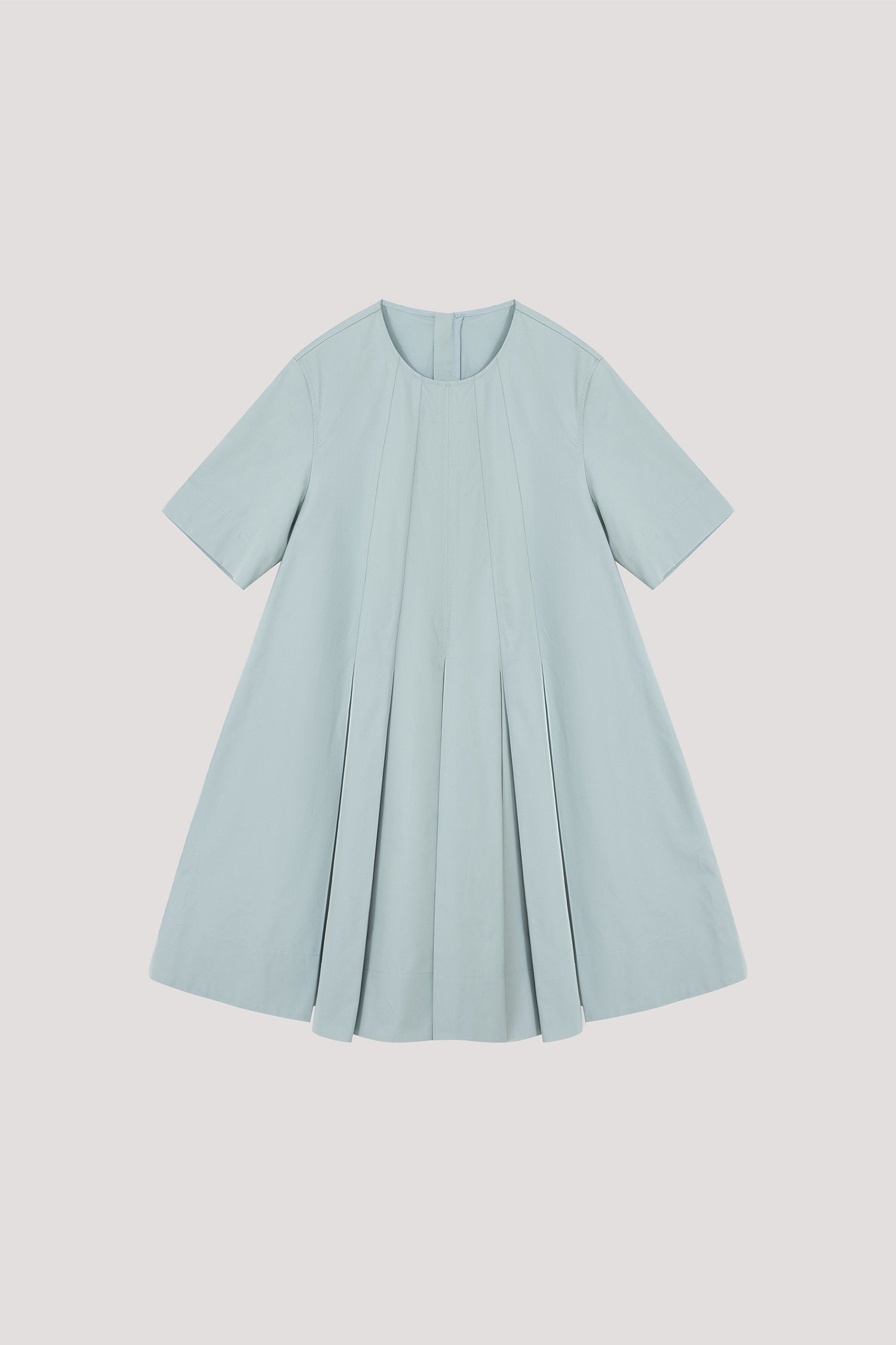 color:AQUA