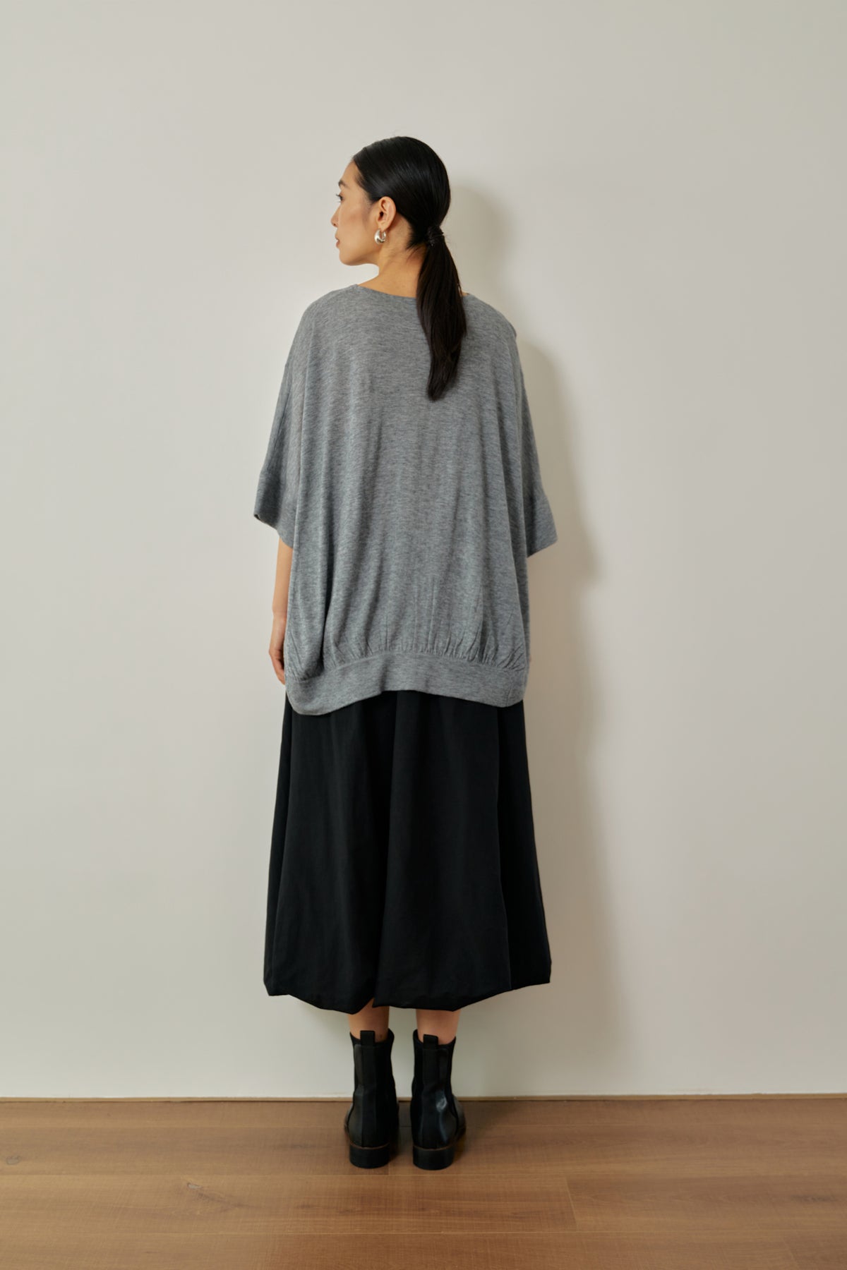 color:HUE GREY