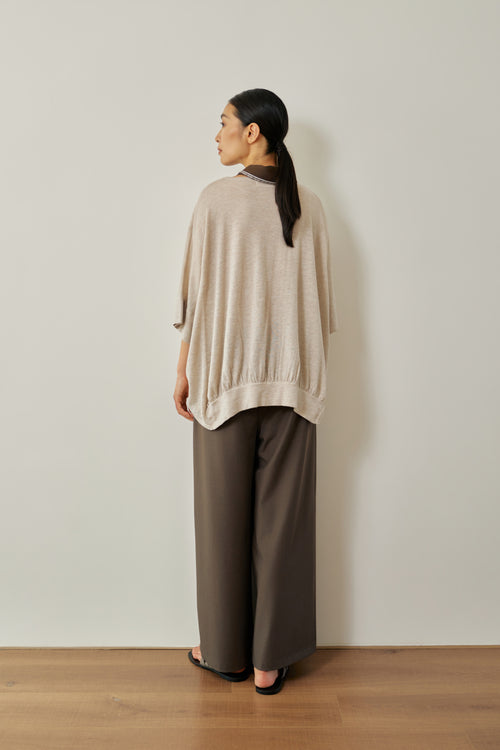 color:KHAKI