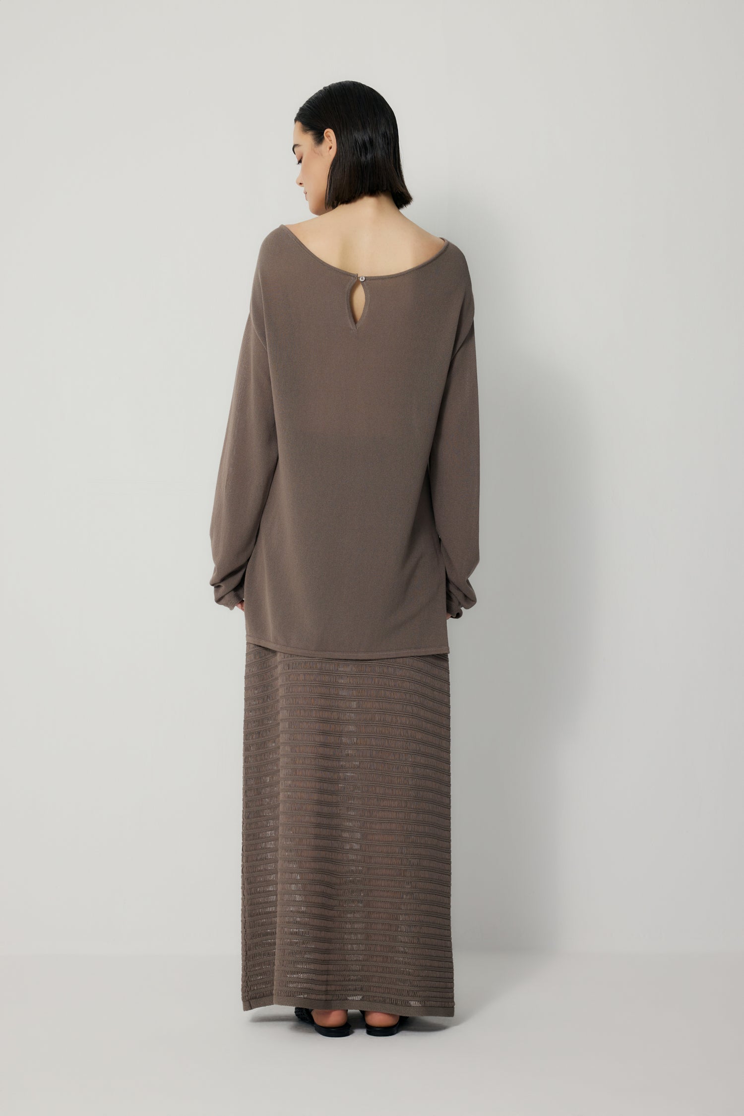 color:BROWN