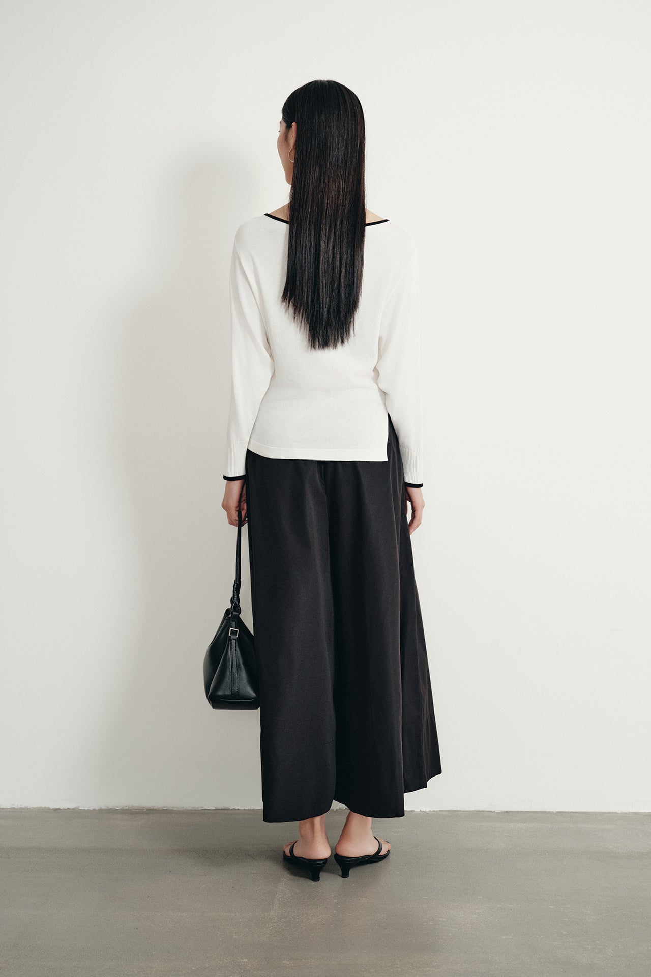 color:IVORY