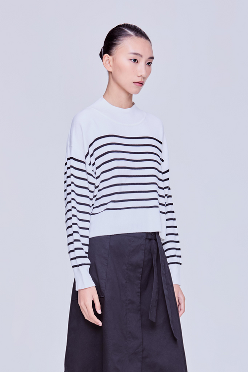 color:BLACK STRIPES