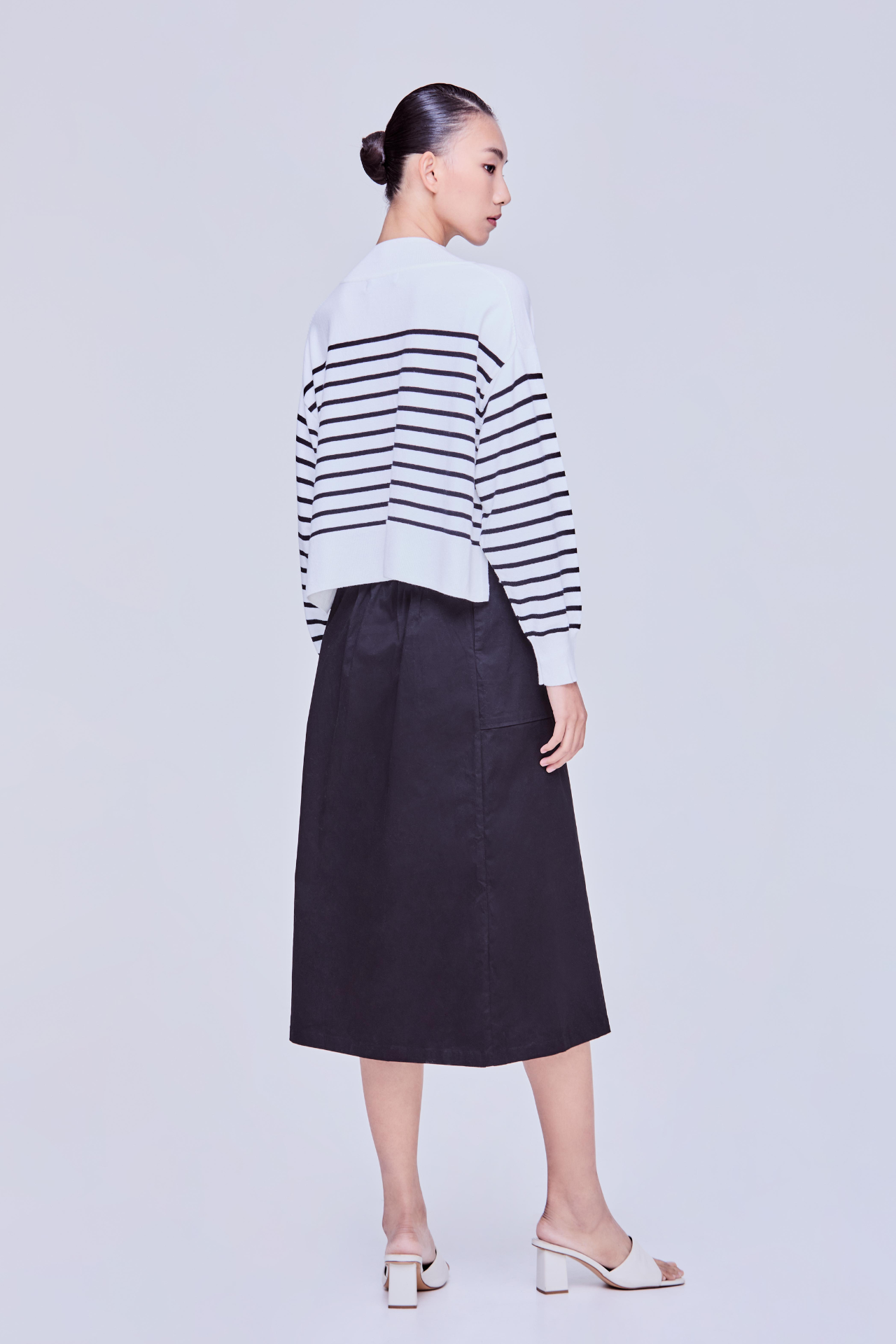 color:BLACK STRIPES