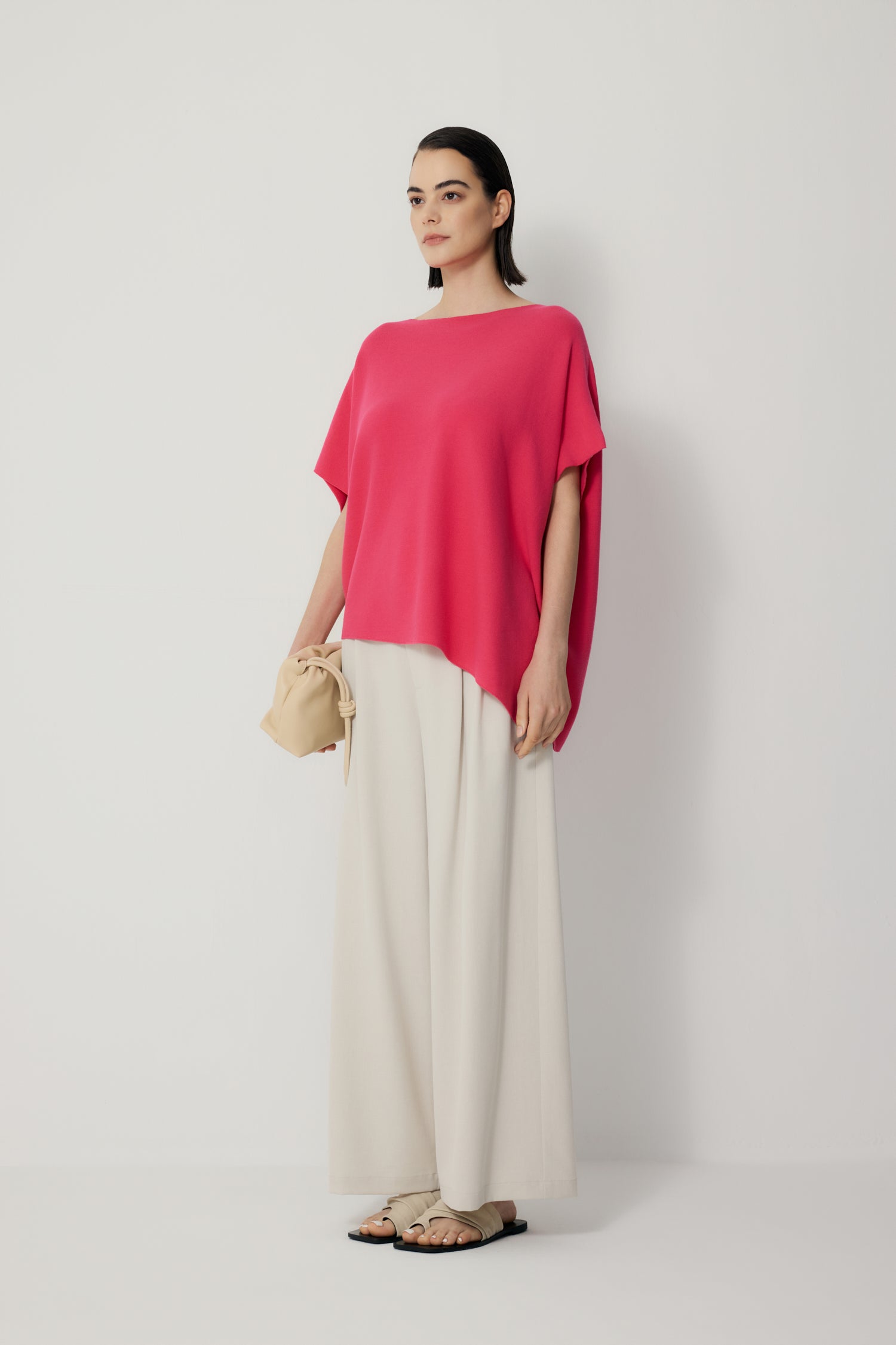 color:HOT PINK